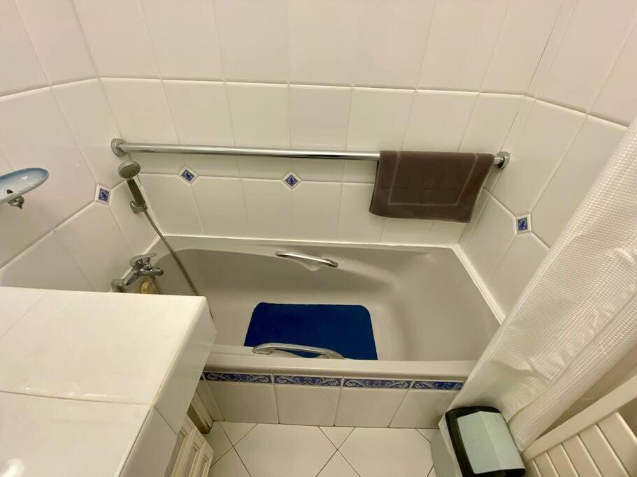Georgio Grand appartement traversant avec vue canal et parking Sète Extérieur photo