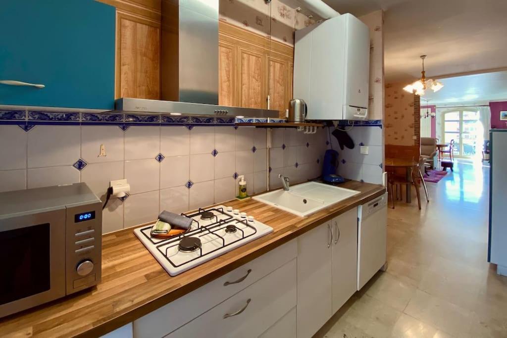 Georgio Grand appartement traversant avec vue canal et parking Sète Extérieur photo